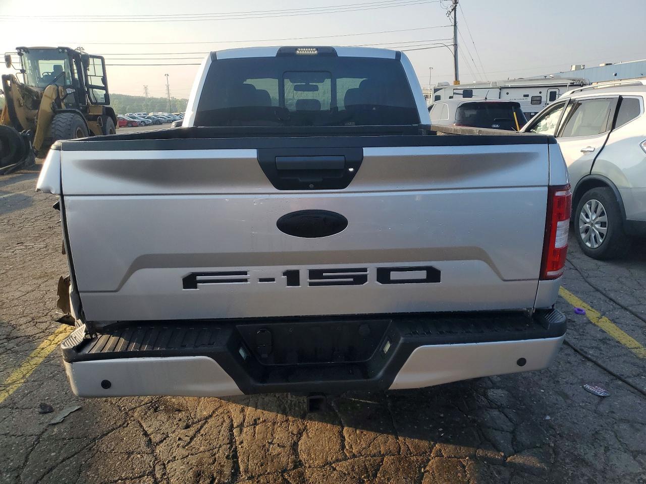 2018 Ford F150 Super Cab - Фото 6