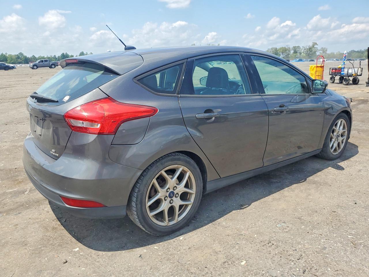 2015 Ford Focus Se - Фото 3