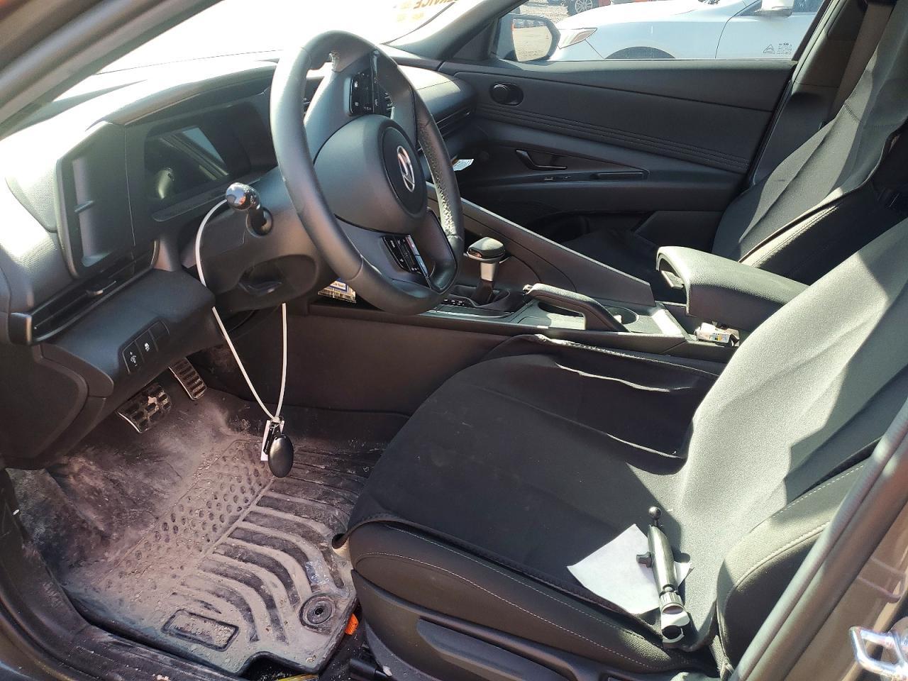 2026 Hyundai Elantra - Image 7