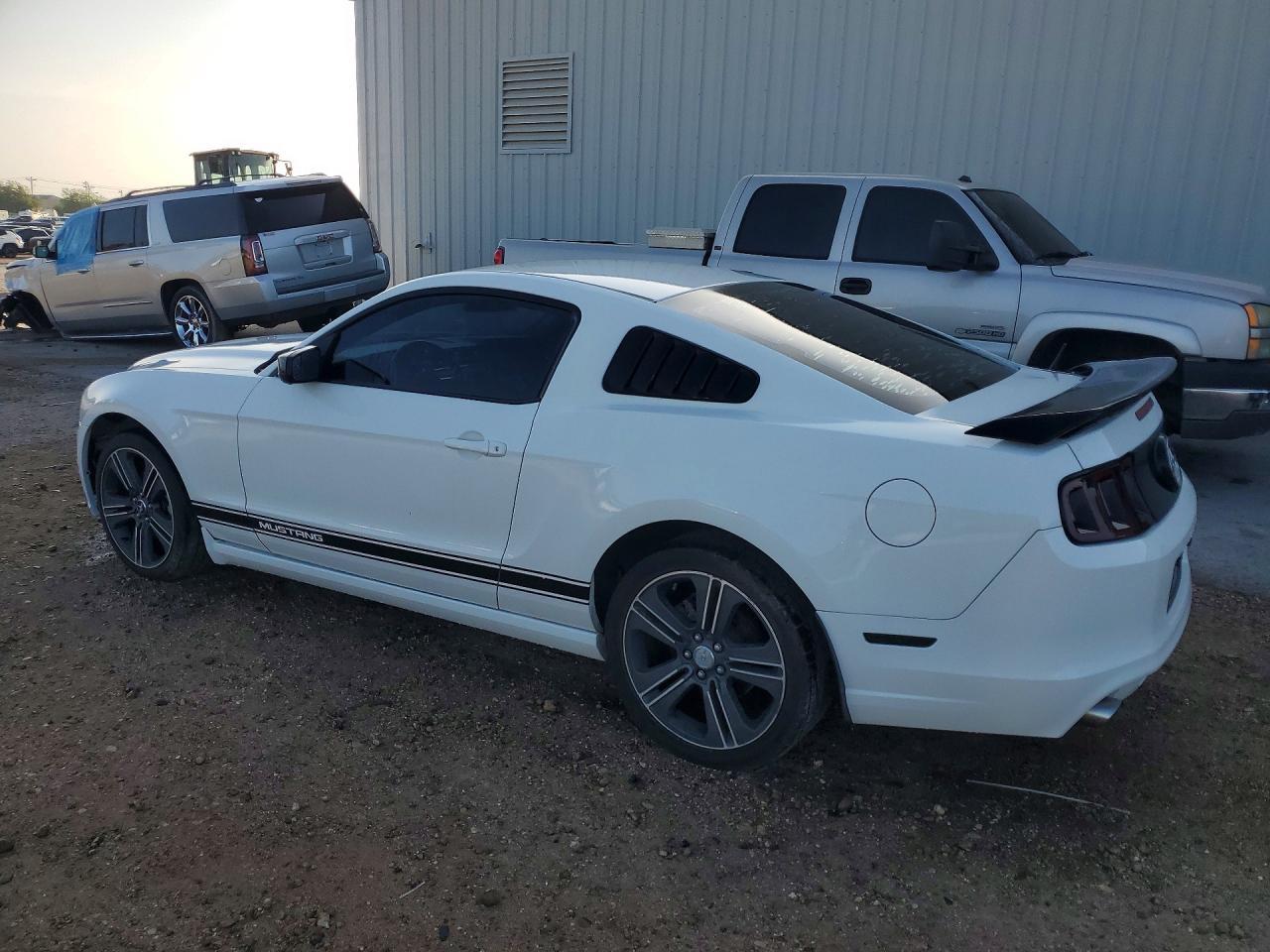 2013 Ford Mustang - Image 2