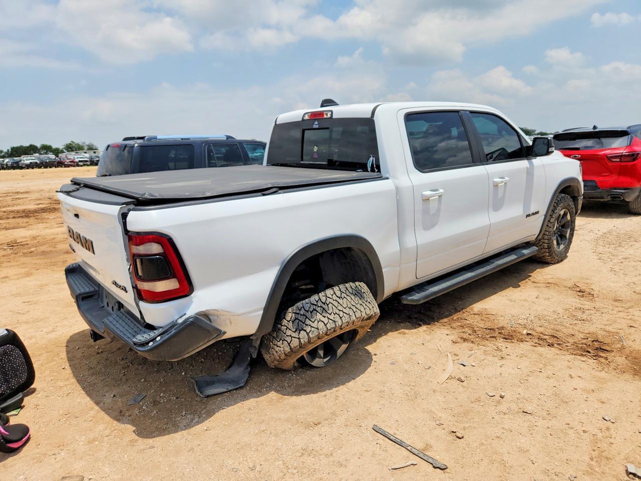 2021 Ram 1500 Rebel - Фото 3
