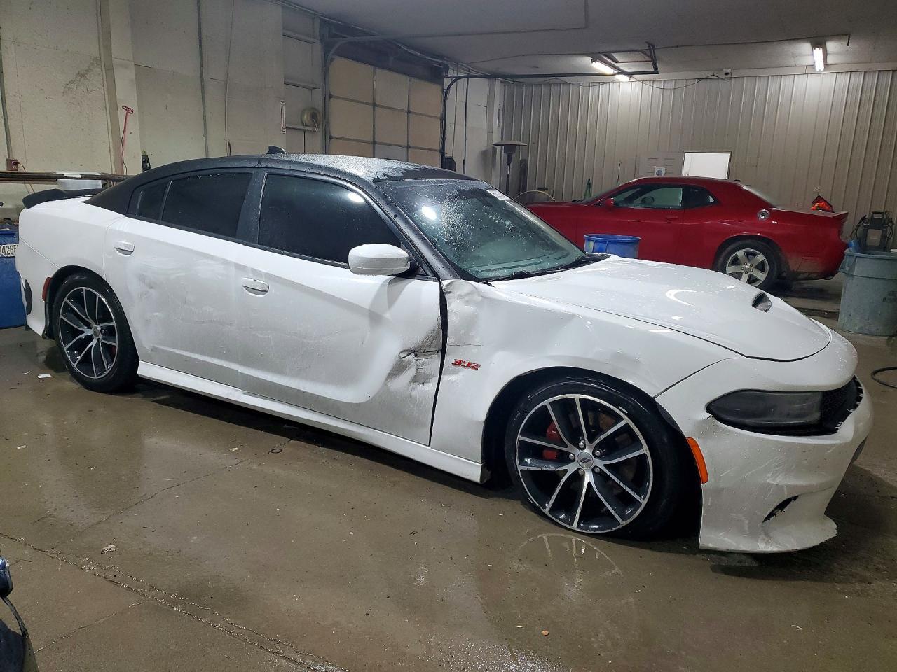 2017 Dodge Charger R/T 392 - Фото 4