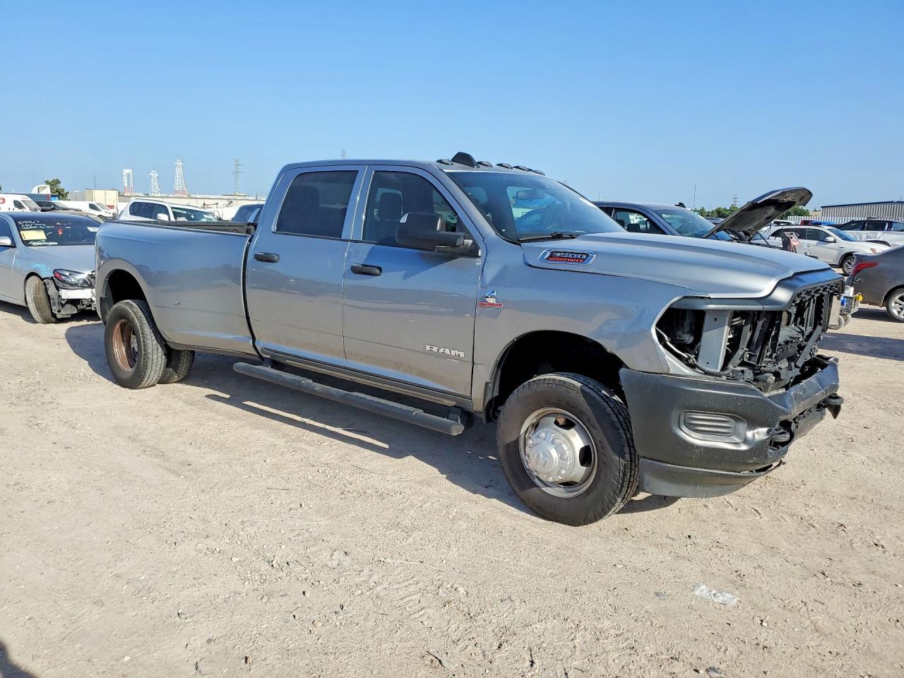 2022 Ram 3500 Tradesman - Image 4