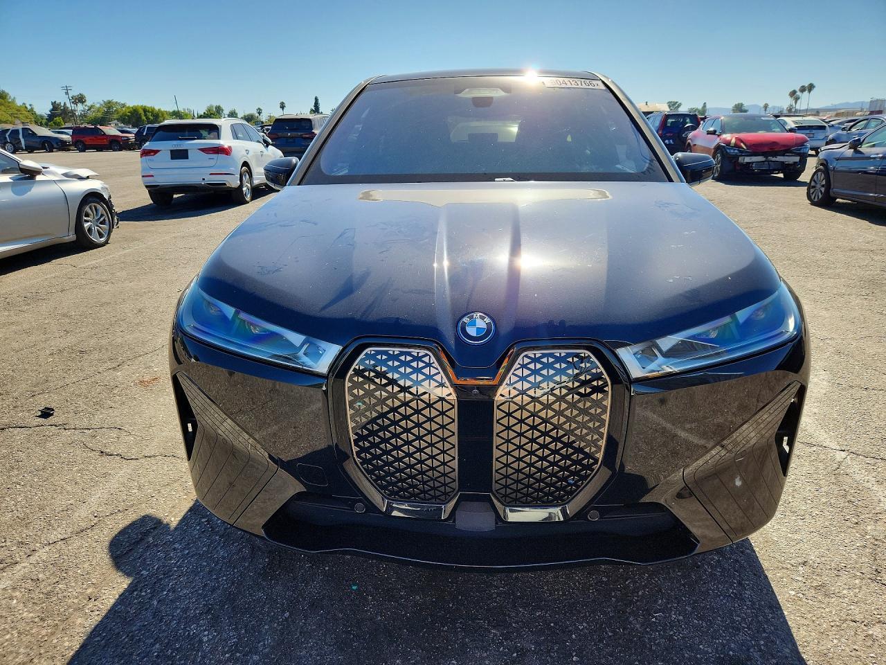 2024 BMW Ix xDrive50 - Фото 5