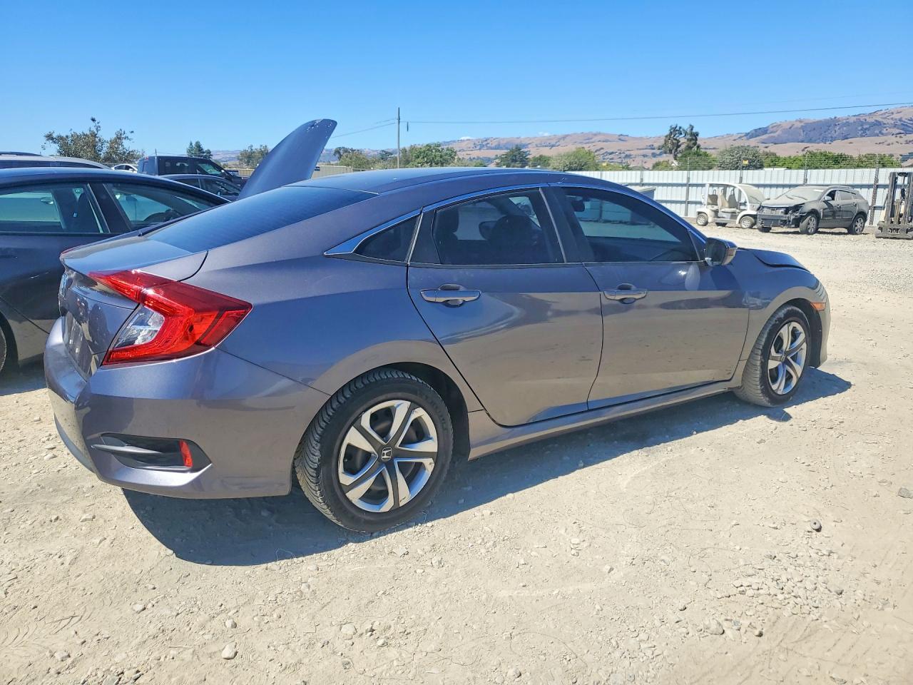 2017 Honda Civic Lx - Фото 3