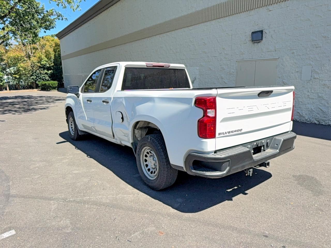 2019 Chevrolet Silverado C1500 - Фото 3