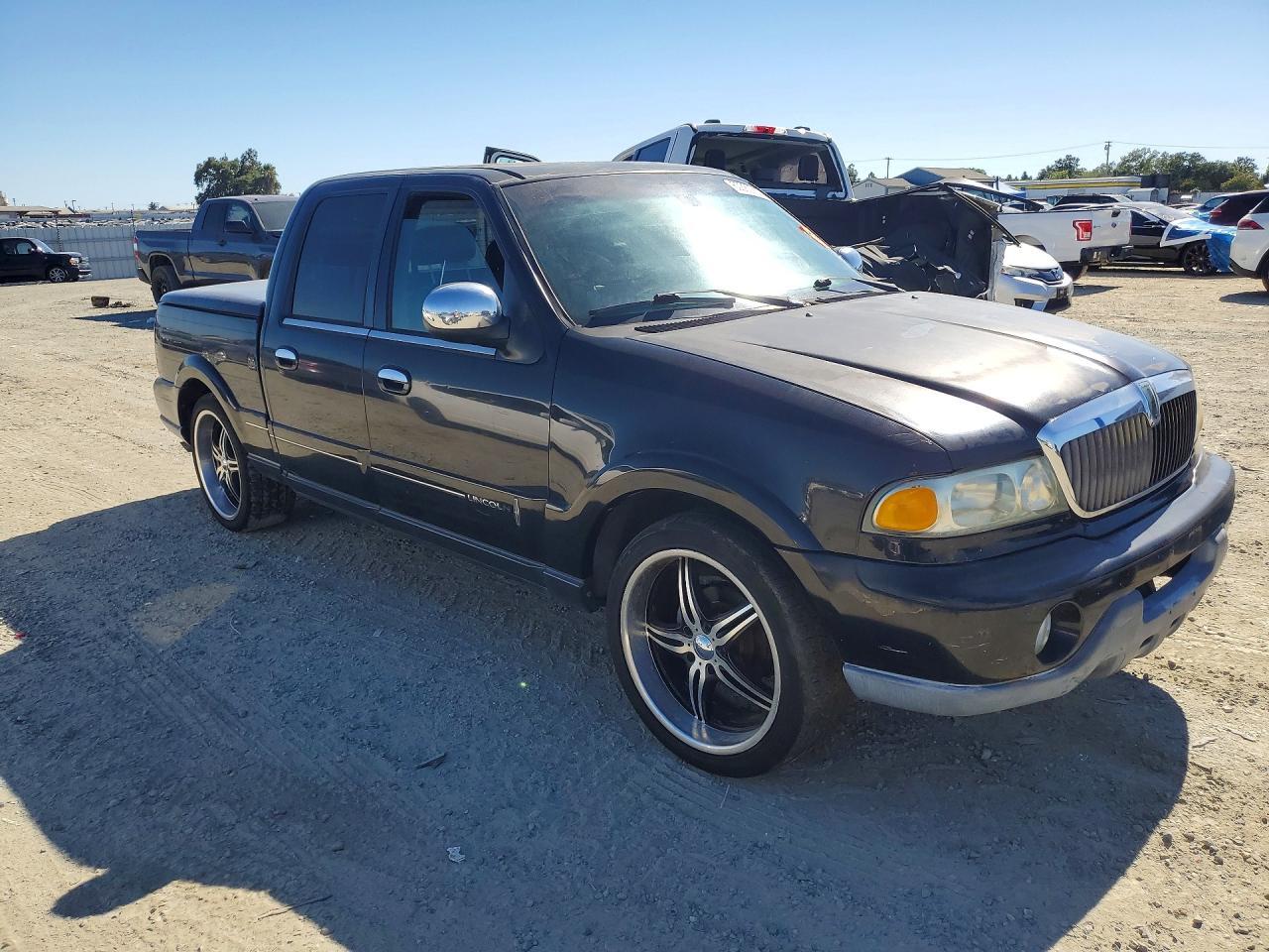 2002 Lincoln Blackwood - Фото 4