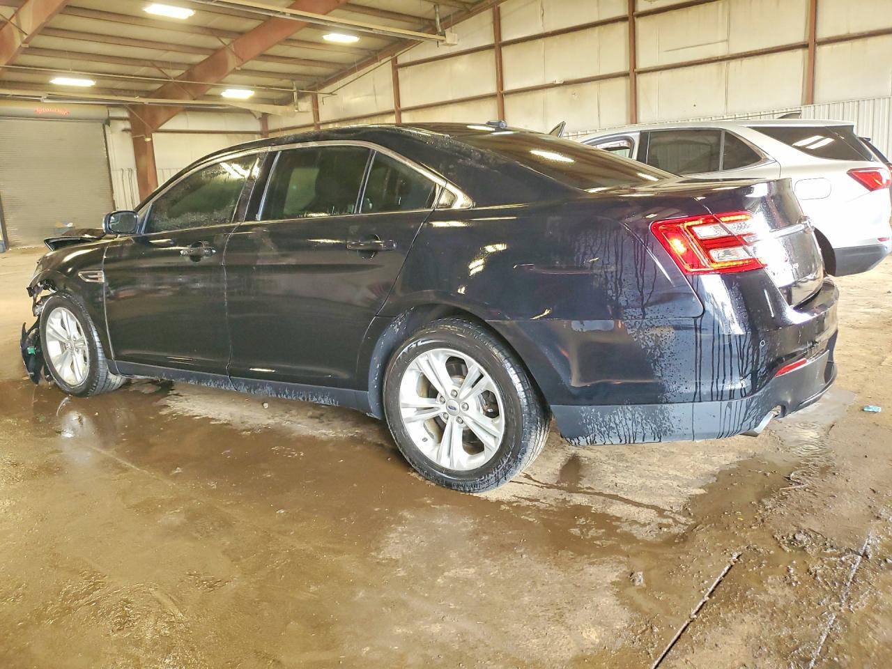 2017 Ford Taurus Sel - Фото 2