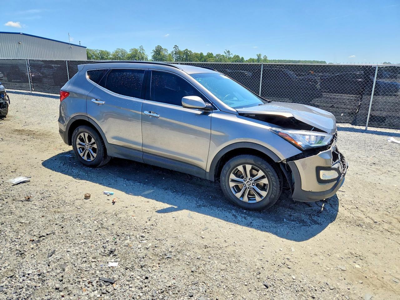 2014 Hyundai Santa Fe Sport 2.4L - Image 4
