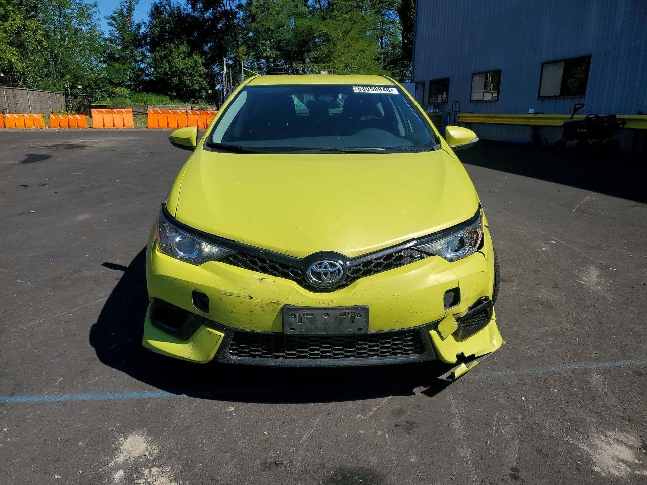 2017 Toyota Corolla Im Base - Image 5