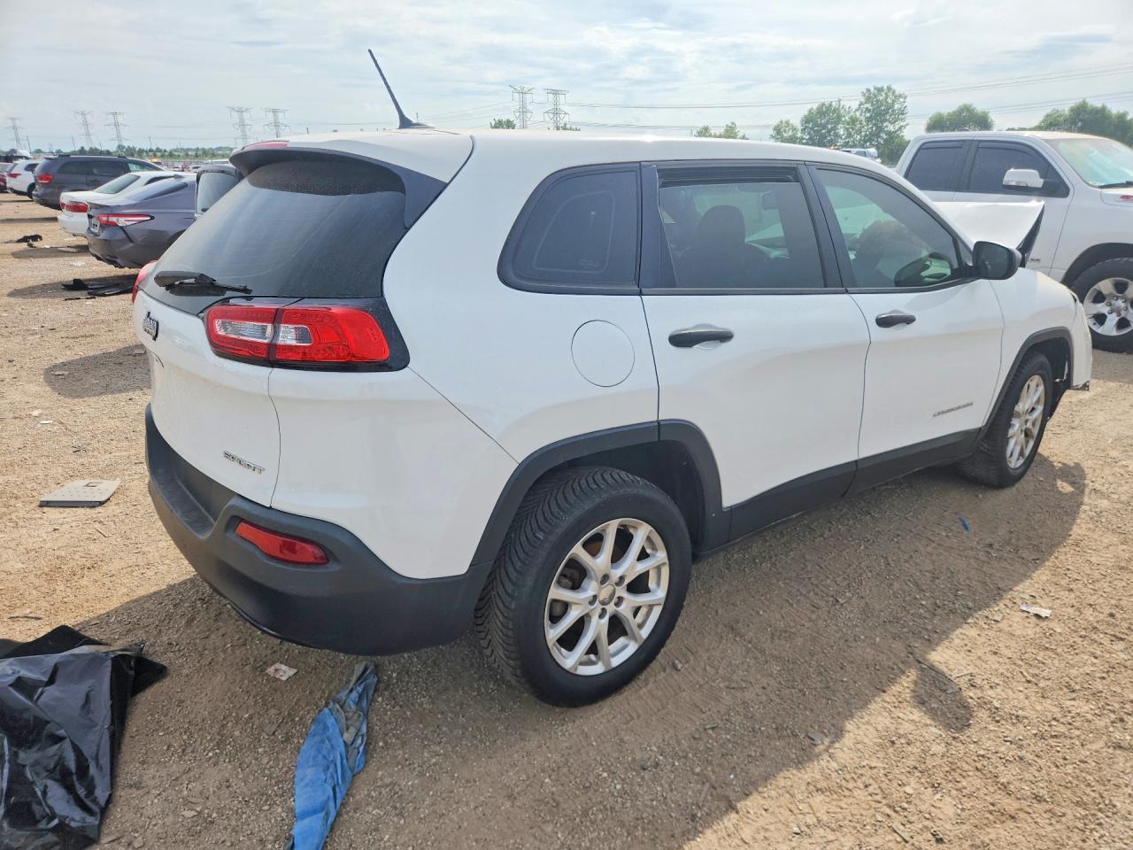 2014 Jeep Cherokee Sport - Image 3