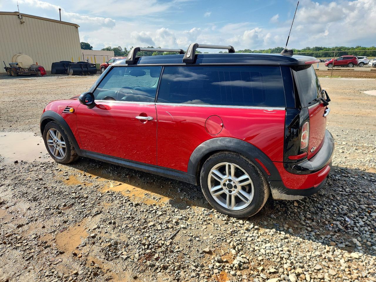 2012 Mini Cooper Clubman - Image 2