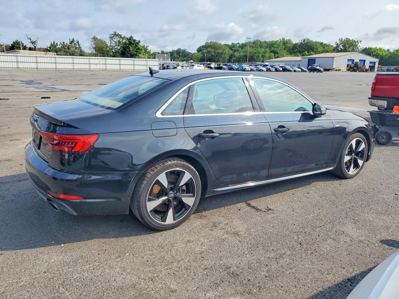 2017 Audi A4 Premium Plus - Фото 3