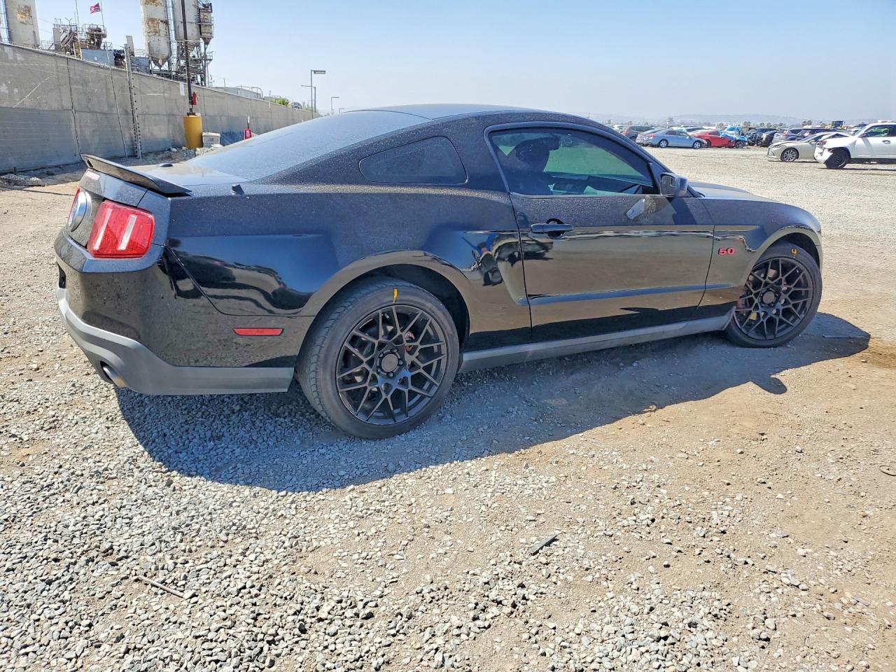 2011 Ford Mustang Gt - Фото 3