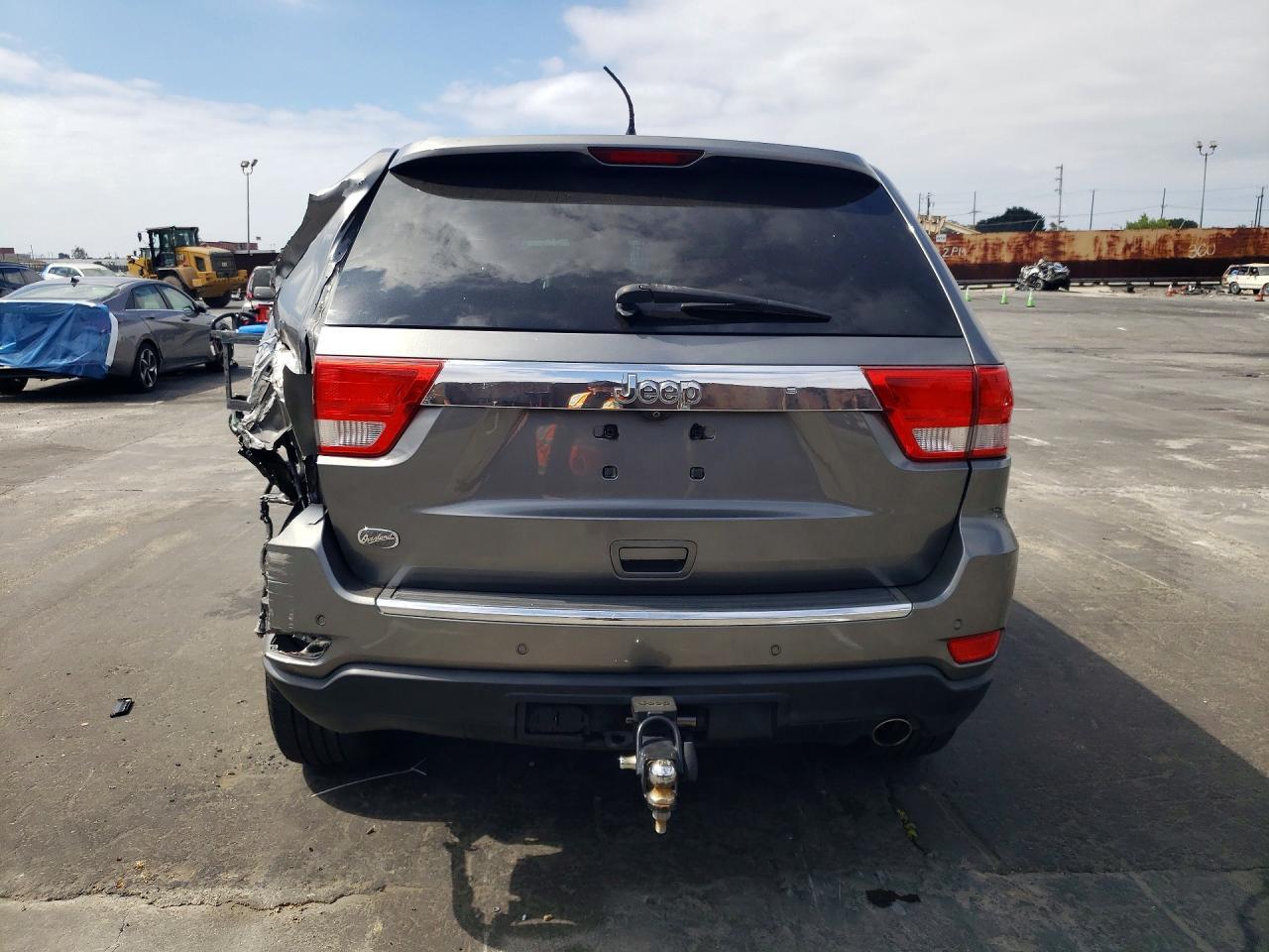 2011 Jeep Grand Cherokee Overland - Фото 6
