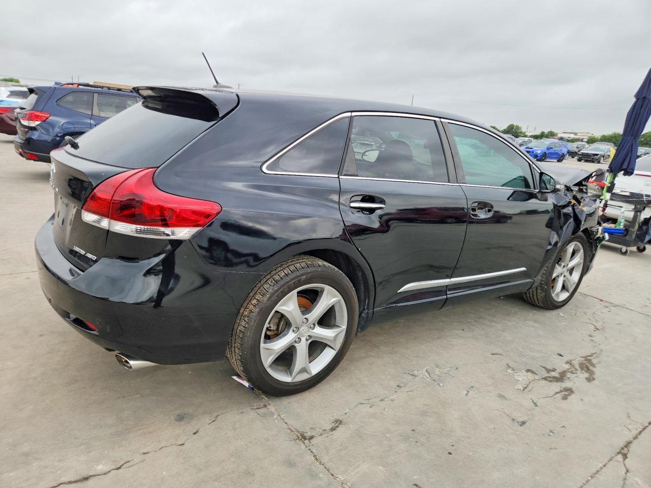 2014 Toyota Venza Limited - Image 3