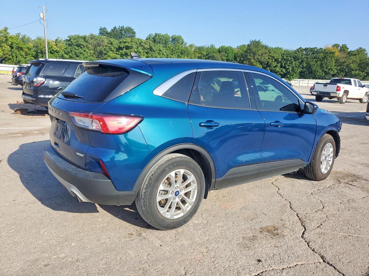 2020 Ford Escape Se - Image 3
