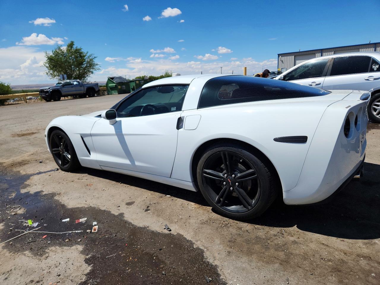 2010 Chevrolet Corvette - Фото 2
