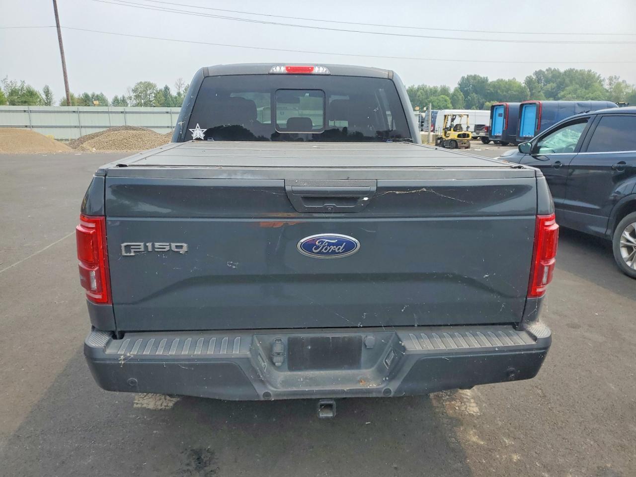 2016 Ford F150 Supercrew - Image 6