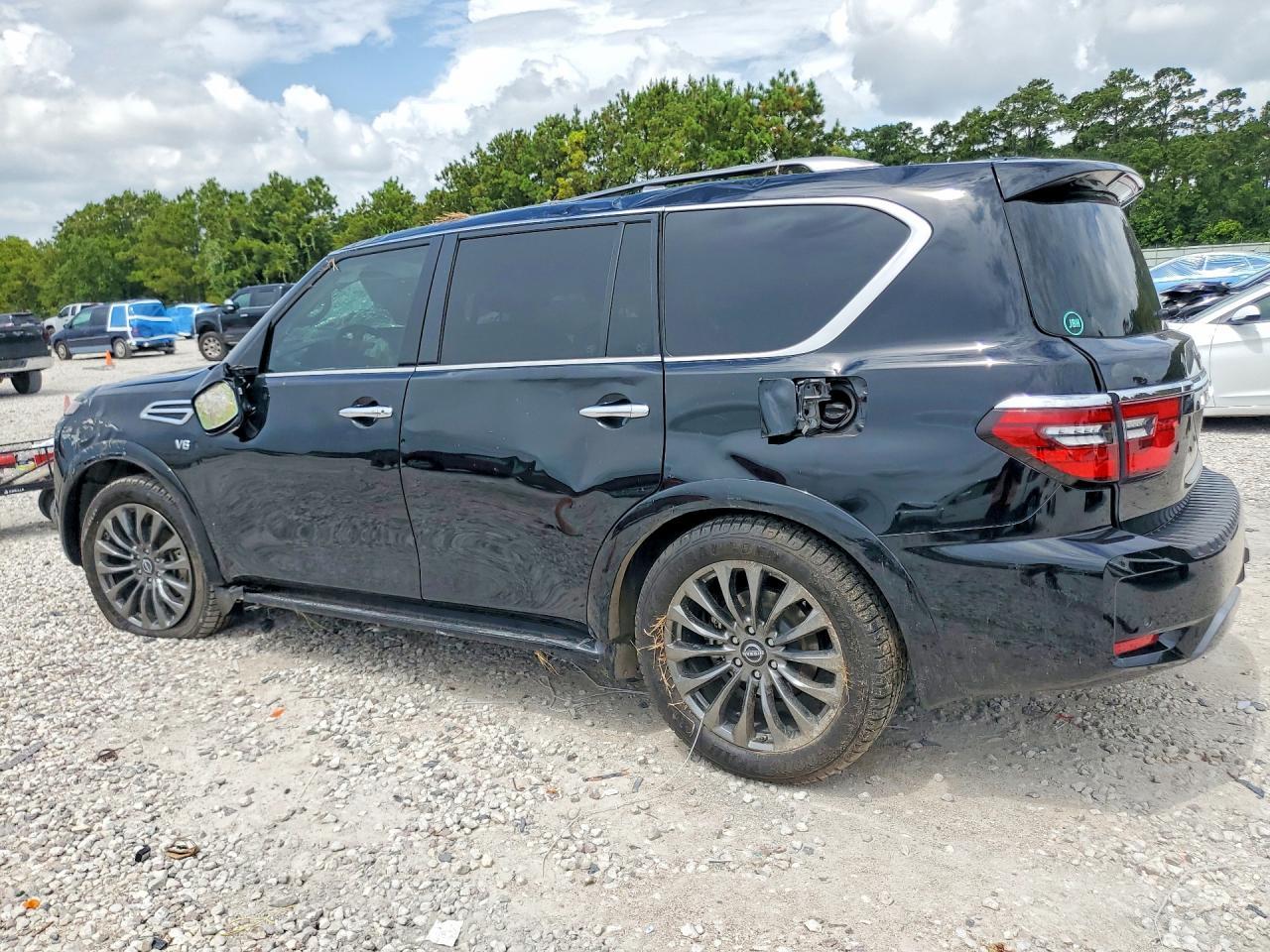 2022 Nissan Armada Platinum - Фото 2