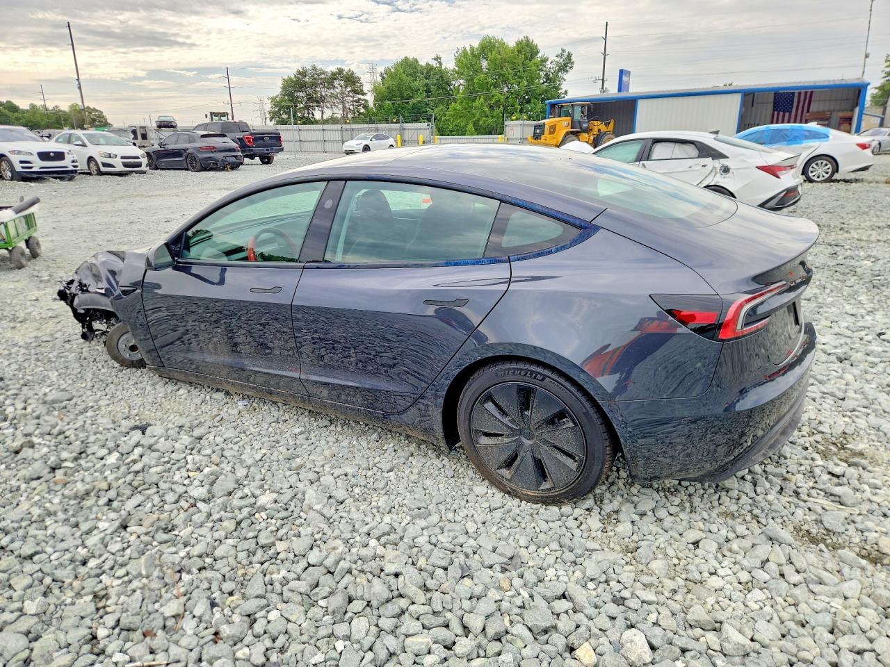 2024 Tesla Model 3 - Image 2