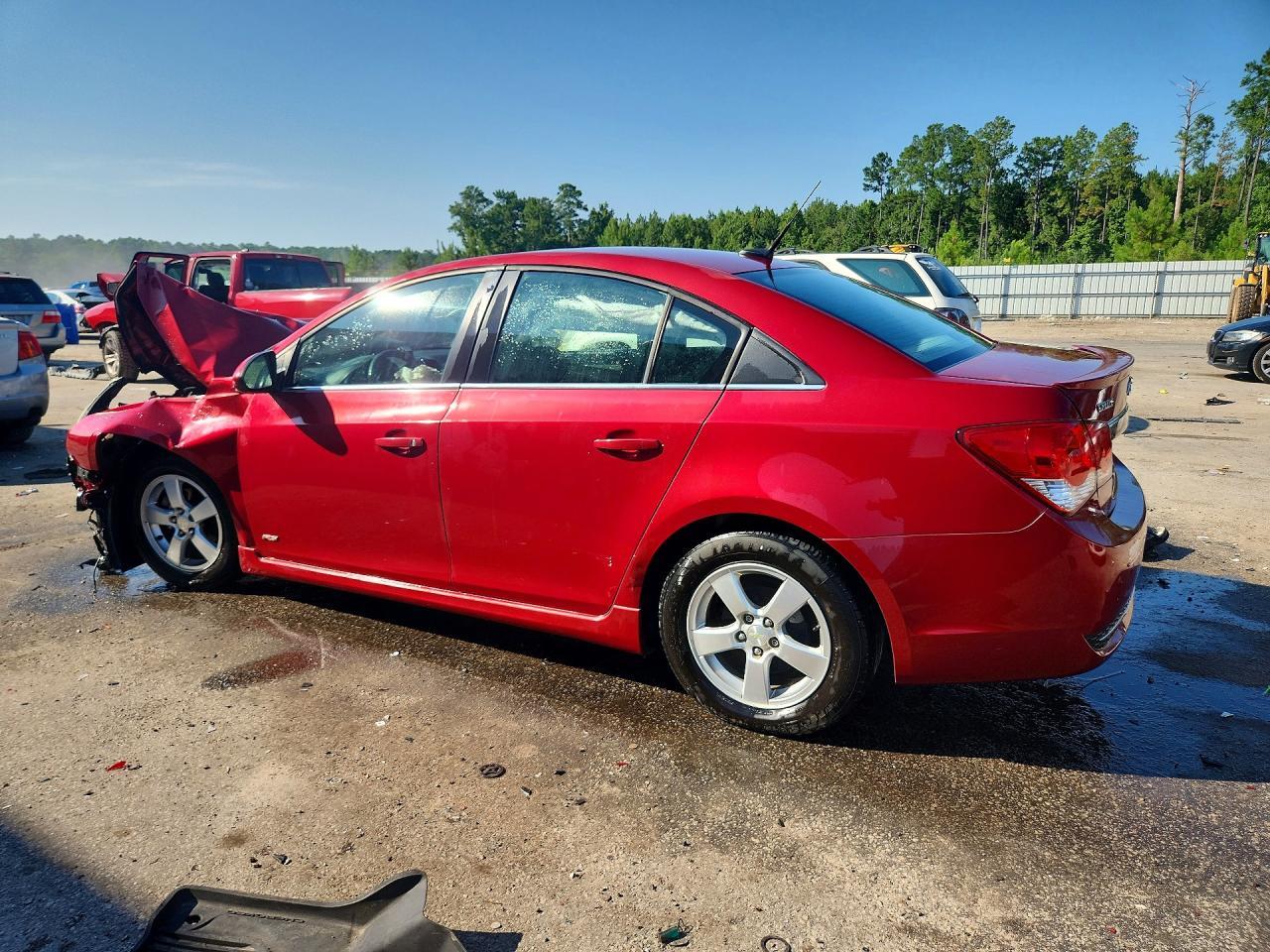 2014 Chevrolet Cruze Lt - Image 2