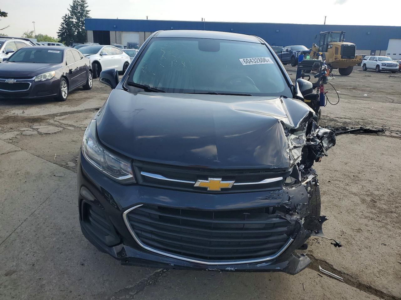 2022 Chevrolet Trax Ls - Фото 5