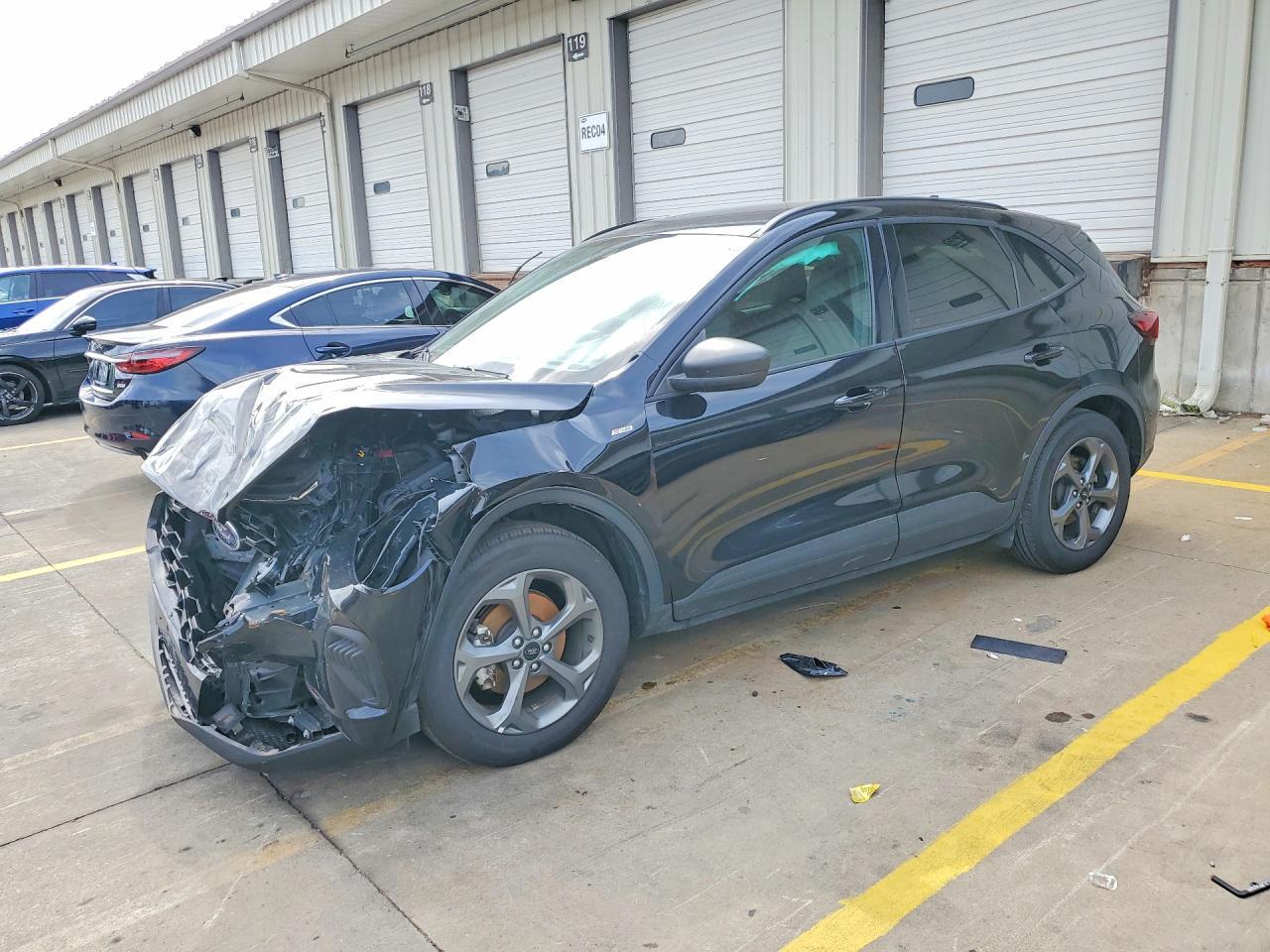 2025 Ford Escape St Line