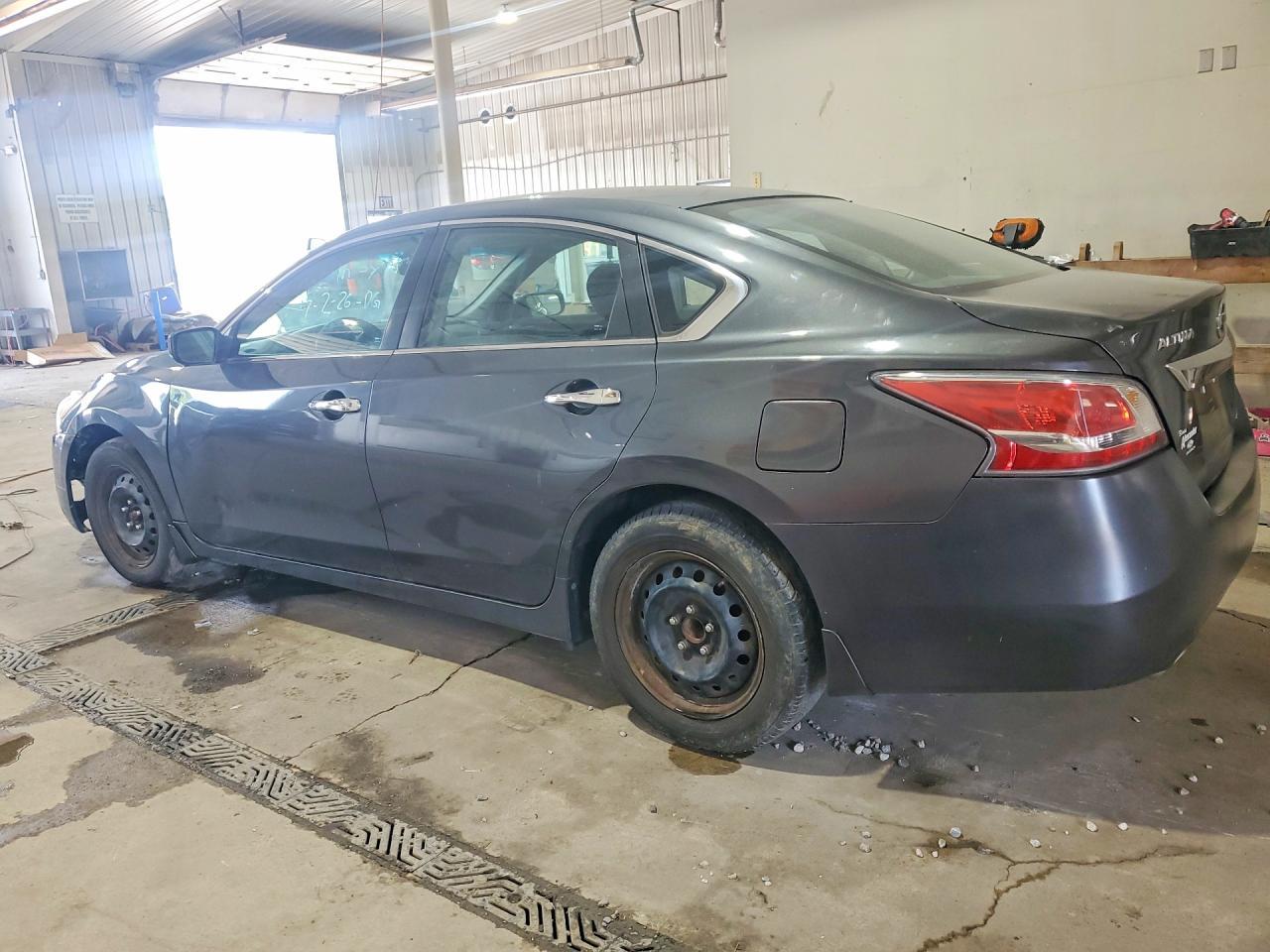 2013 Nissan Altima 2.5 - Image 2