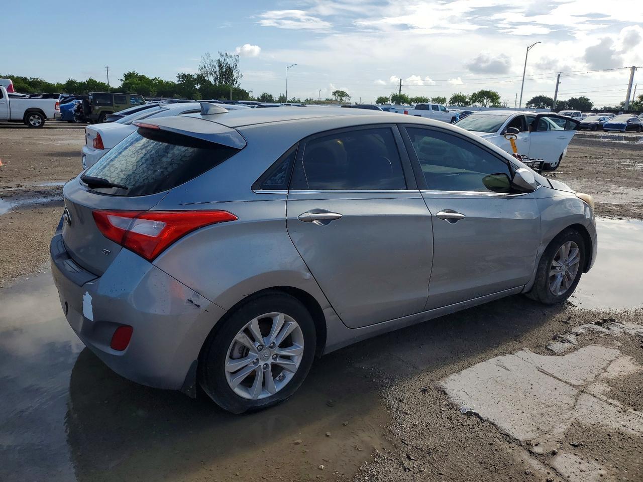 2013 Hyundai Elantra Gt Base - Фото 3