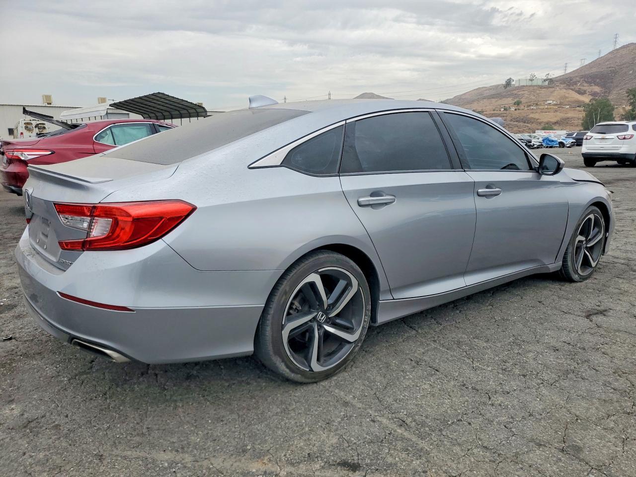 2018 Honda Accord Sport - Фото 3