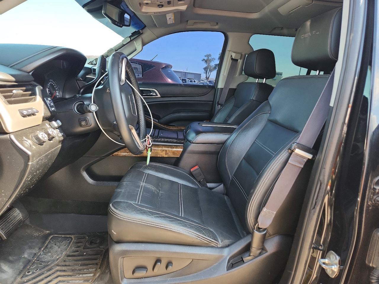 2015 GMC Yukon Denali - Image 7