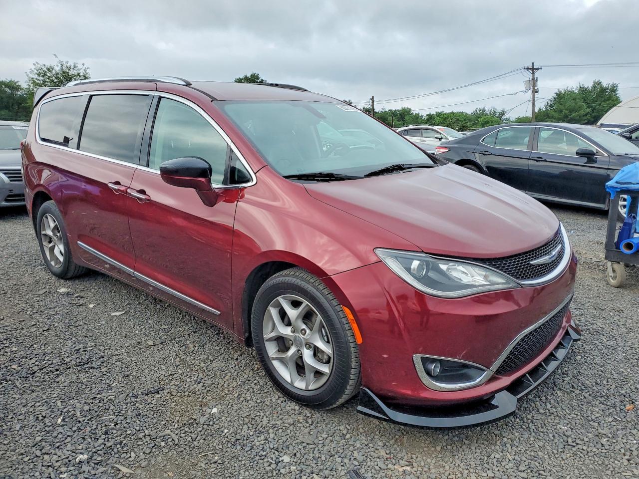 2018 Chrysler Pacifica Touring L Plus - Фото 4