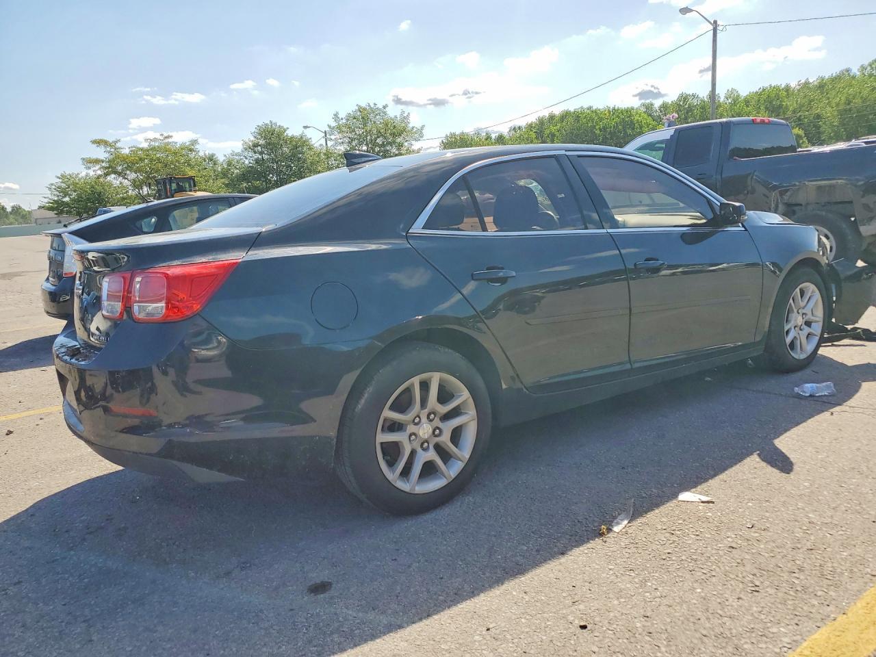 2015 Chevrolet Malibu 1Lt - Фото 3