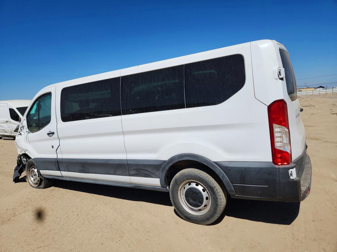 2021 Ford Transit T-350 Xl Passenger Low Roof - Фото 2
