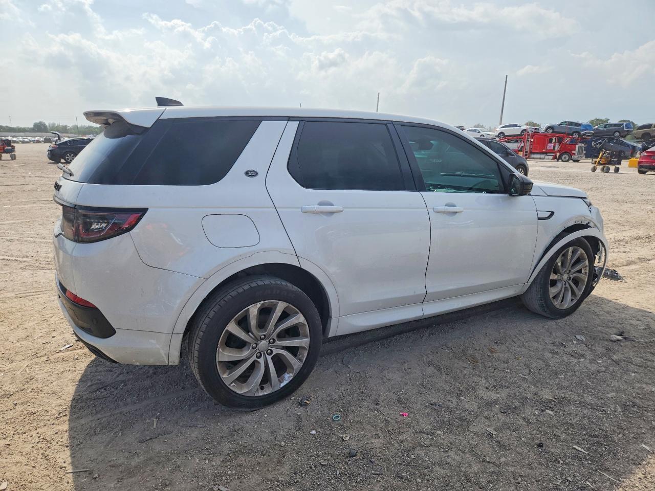 2022 Land Rover Discovery Sport S R-Dynamic - Image 3