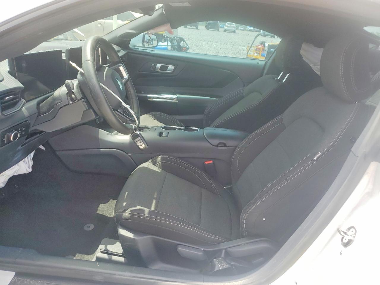 2024 Ford Mustang - Image 7