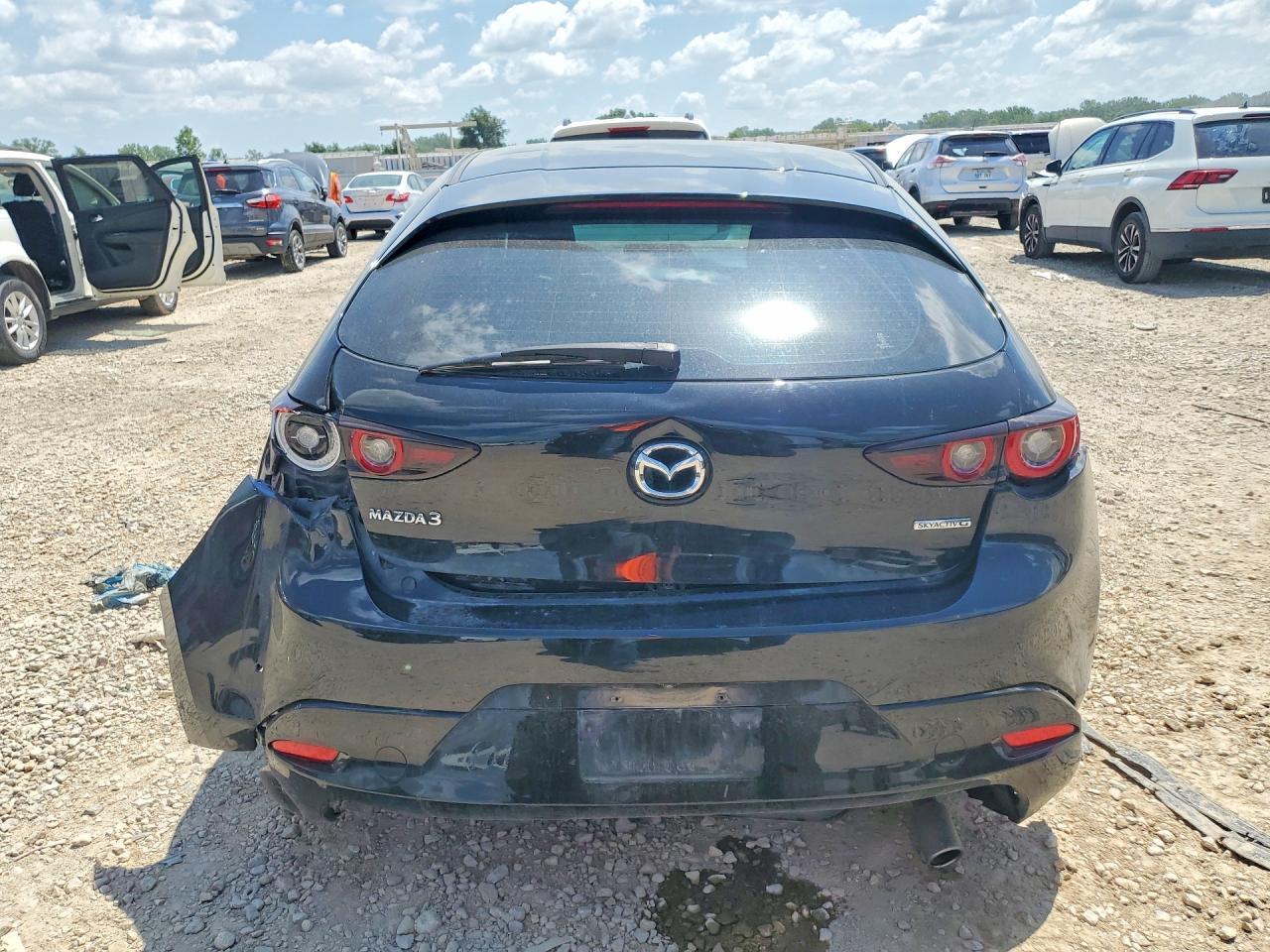 2022 Mazda 3 - Фото 6