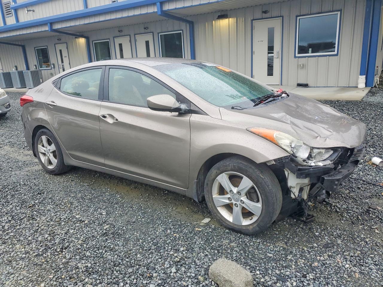 2013 Hyundai Elantra Gls - Фото 4