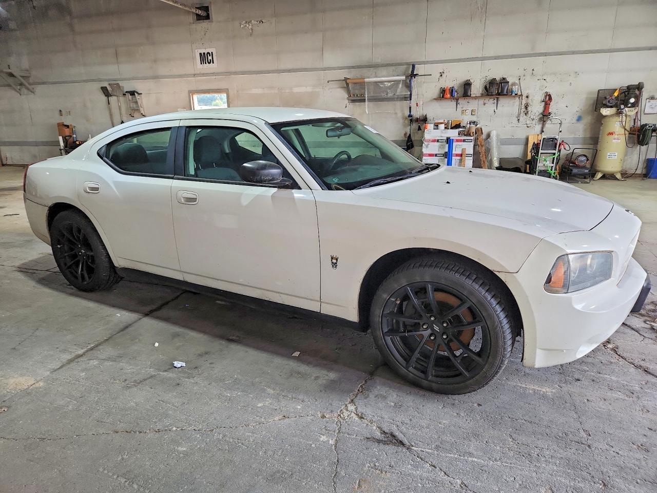 2010 Dodge Charger - Фото 4