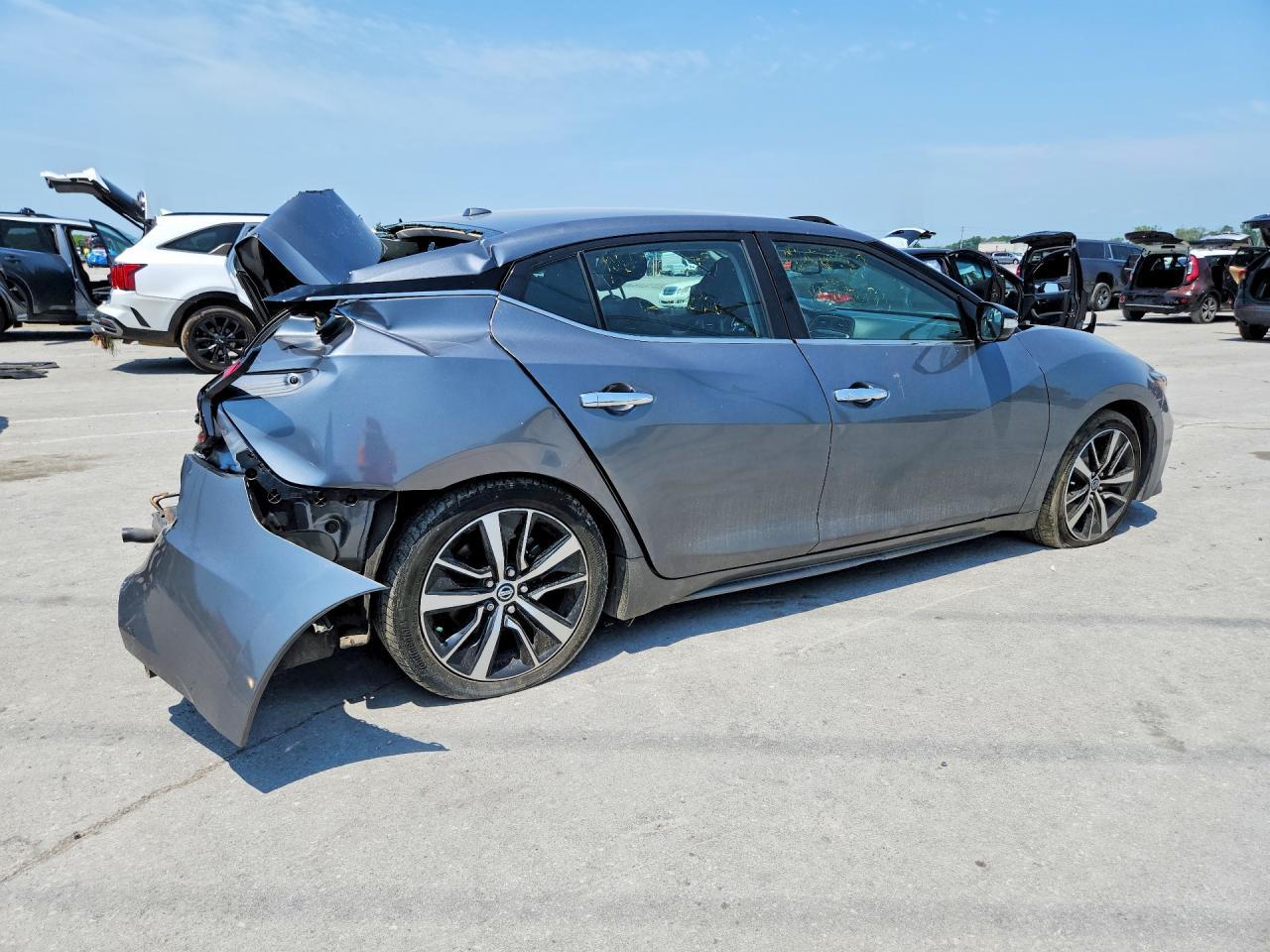 2022 Nissan Maxima Sv - Image 3
