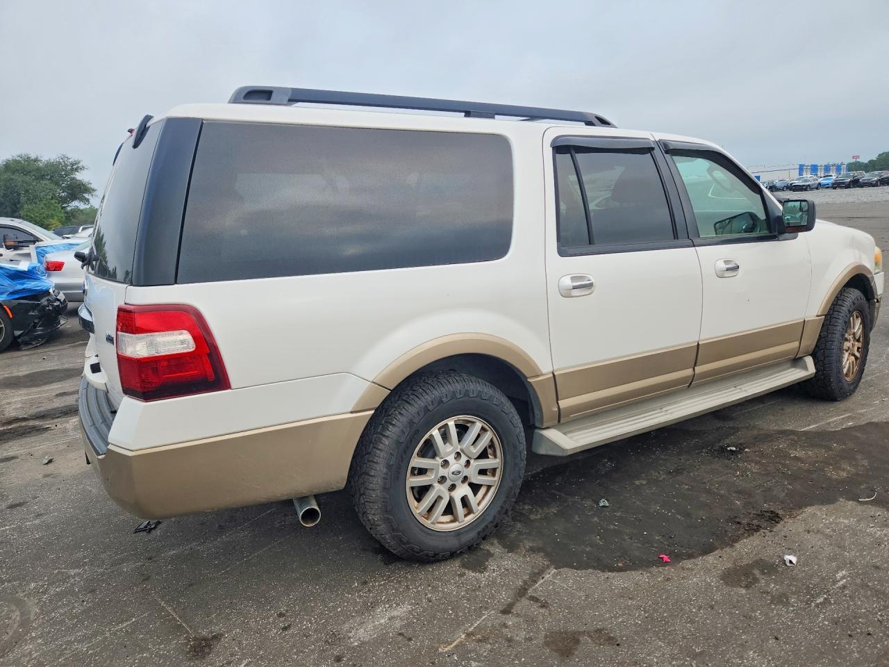 2012 Ford Expedition El Xlt - Image 3