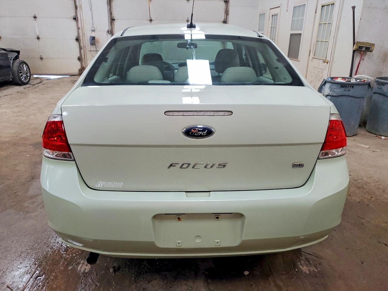 2010 Ford Focus Se - Фото 6