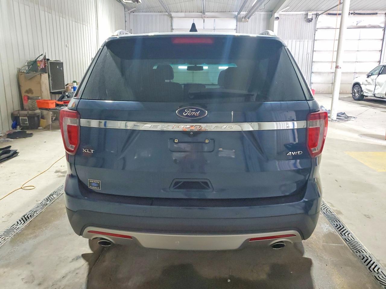 2017 Ford Explorer Xlt - Фото 6