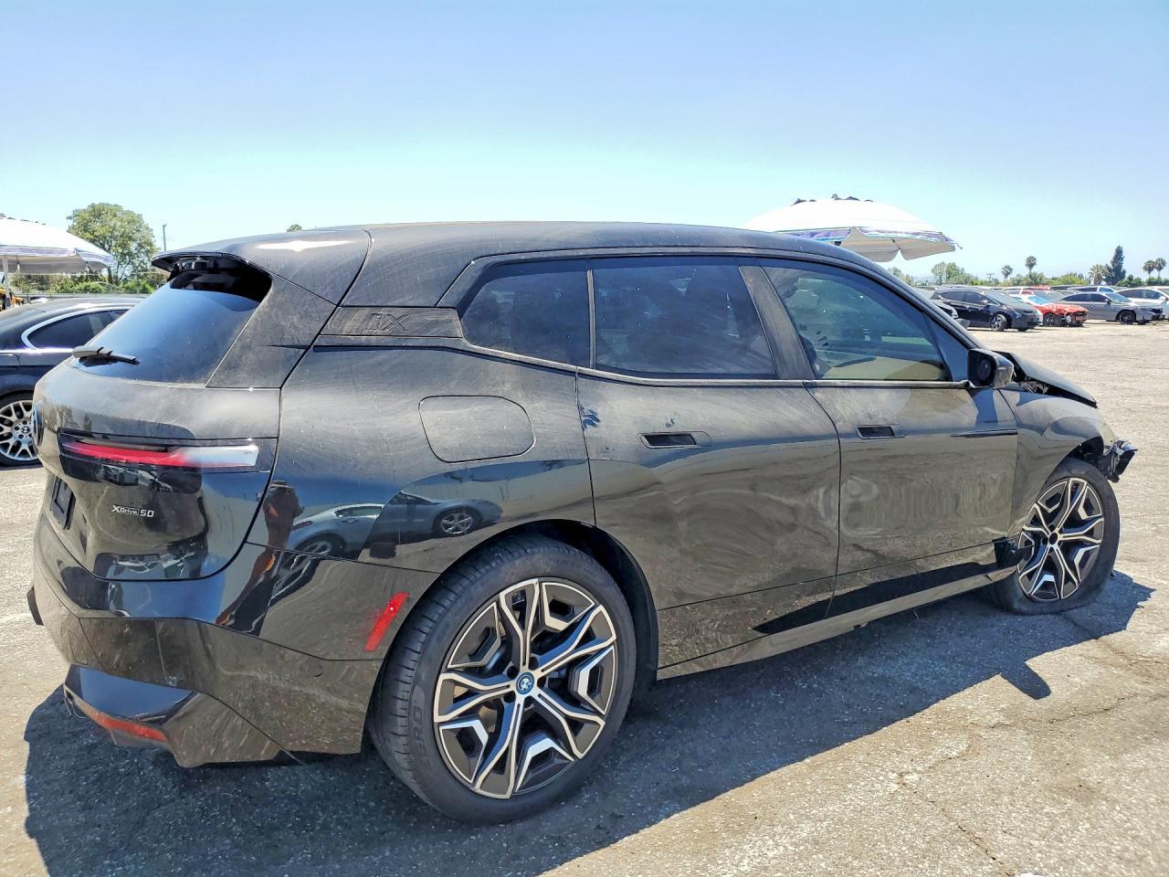 2025 BMW Ix xDrive50 - Image 3