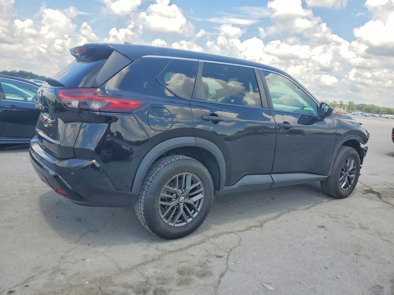 2021 Nissan Rogue S - Фото 3