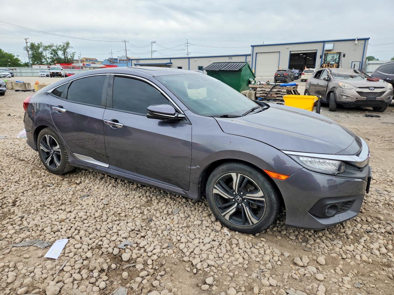 2018 Honda Civic Touring - Фото 4
