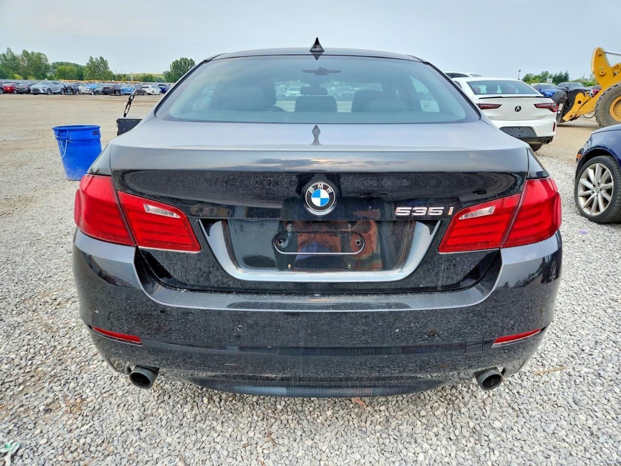 2011 BMW 535 Xi - Фото 6