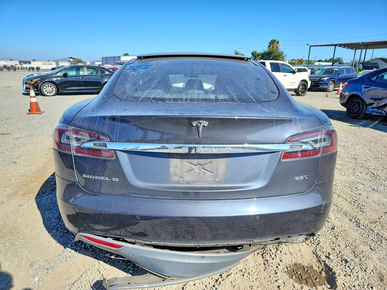 2015 Tesla Model S - Image 6