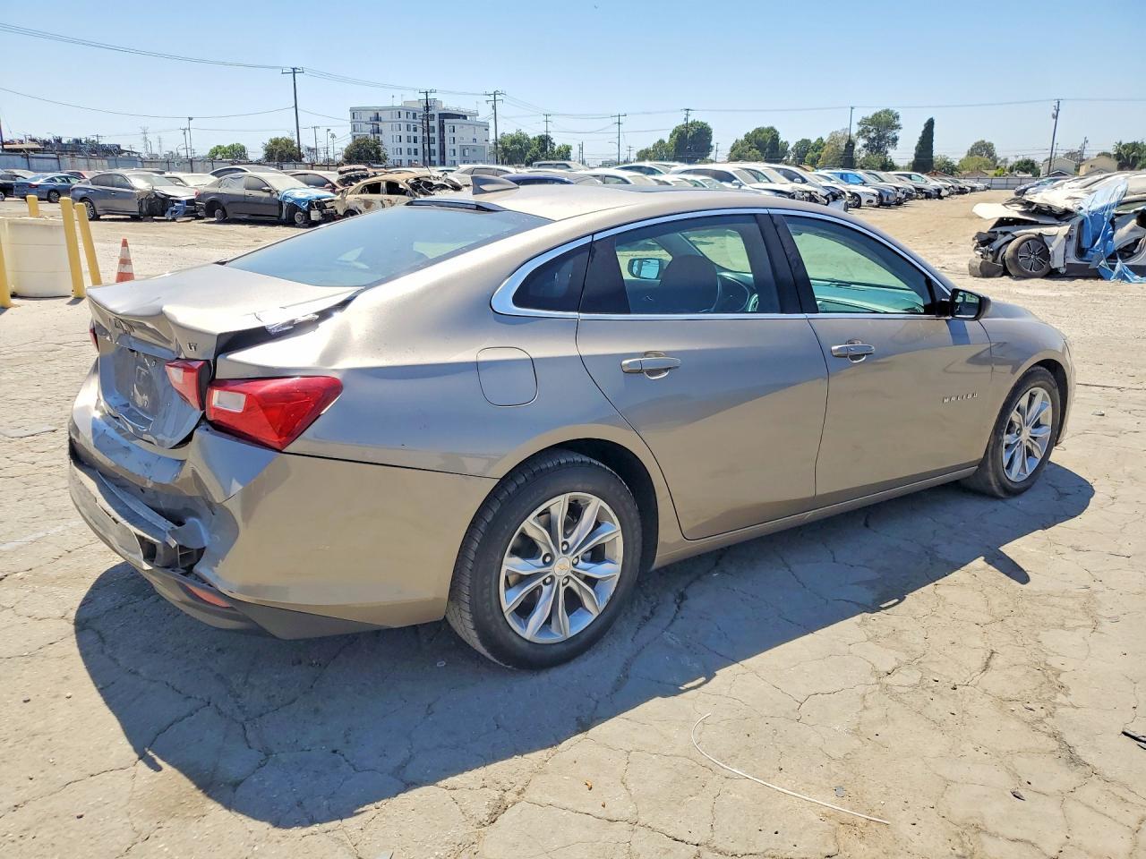 2024 Chevrolet Malibu Lt - Фото 3